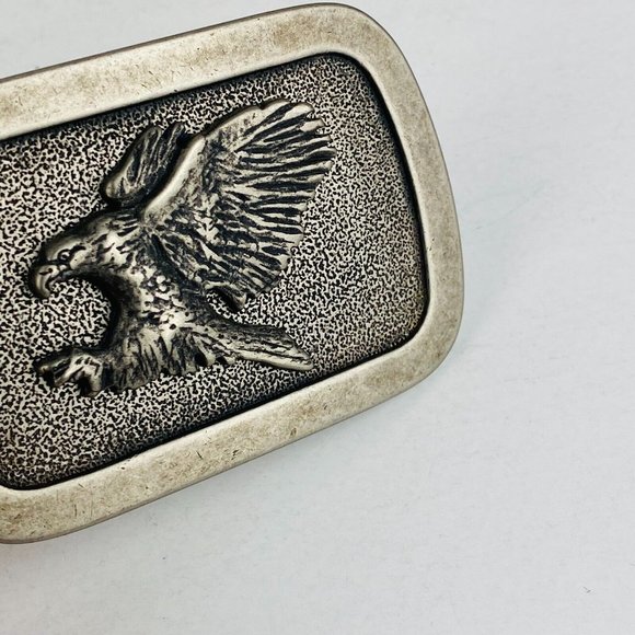 Unisex Gray Distressed Belt Buckle With Raised Eagle Accessory Piece Collectible - Picture 6 of 8